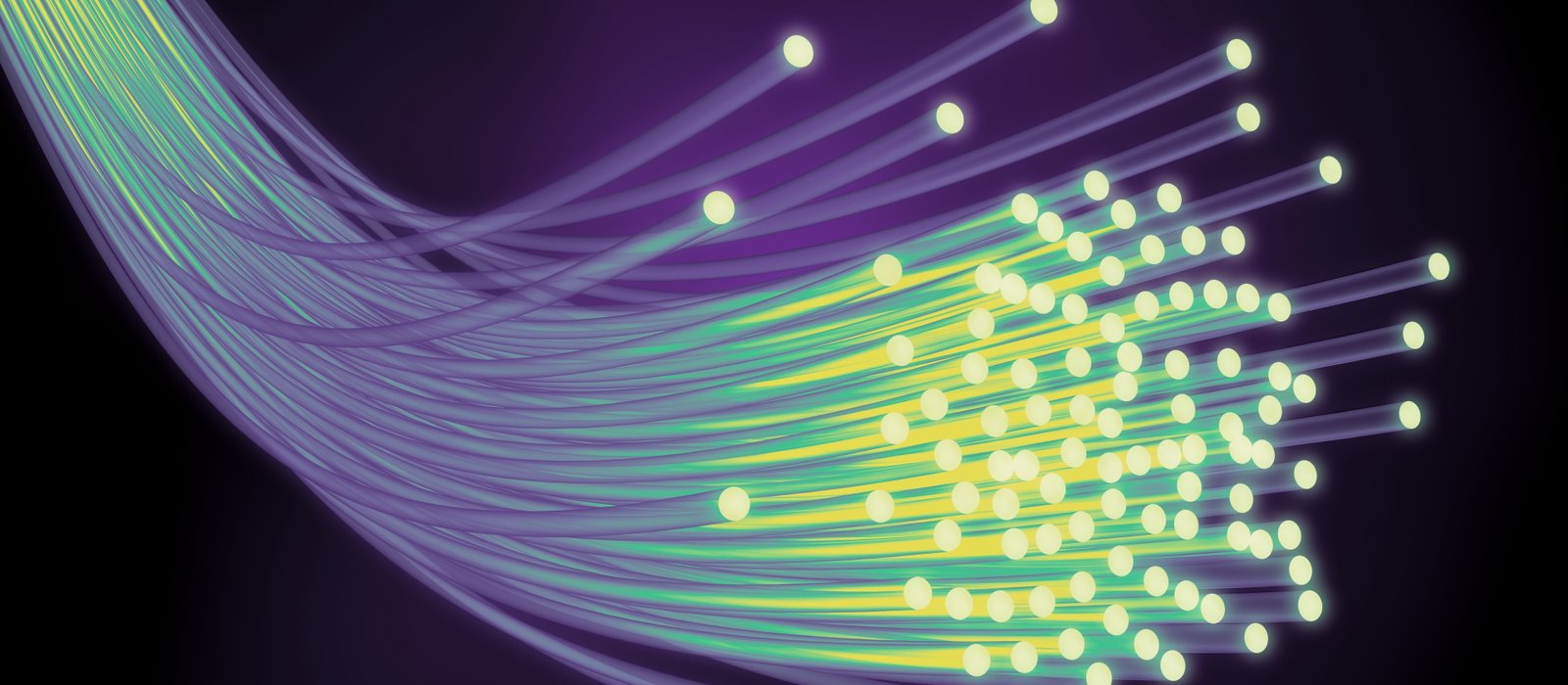 Persona usando Internet de fibra óptica